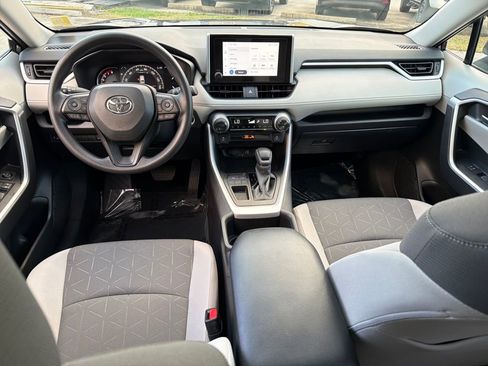 Used 2025 Toyota RAV4 XLE w/ Convenience Package image 14