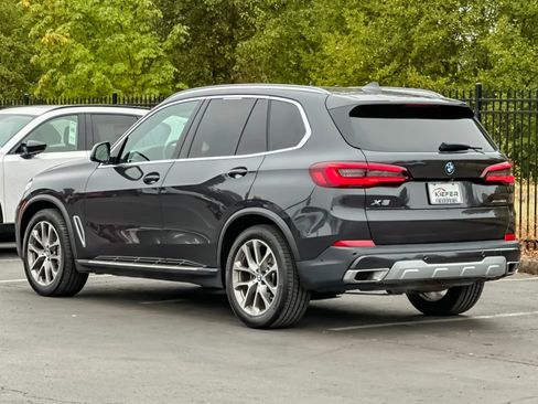 Used 2022 BMW X5 xDrive40i AWD/4WD image 5