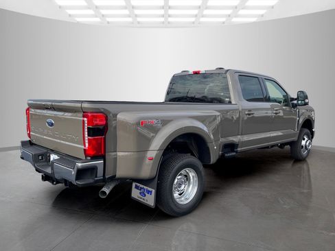 New 2026 Ford F350 XLT w/ XLT Premium Package image 4