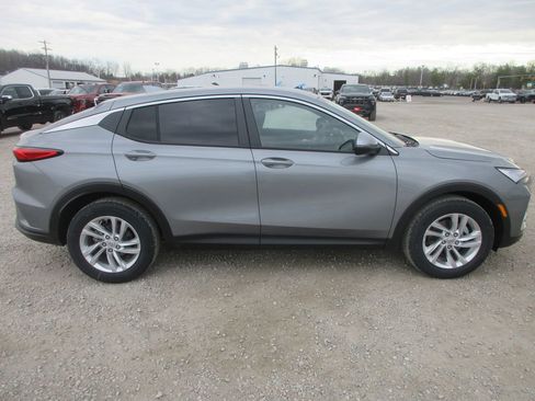 New 2026 Buick Envista Preferred image 3