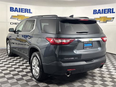 Used 2019 Chevrolet Traverse LT image 3