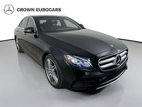 Certified 2018 Mercedes-Benz E 400 4MATIC Sedan image 3