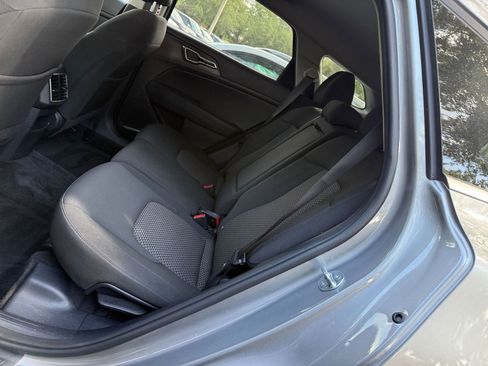 Used 2025 Kia Sportage LX FWD image 24