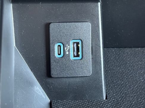 Used 2024 Ford F150 Lariat AWD/4WD image 20