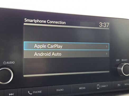 Certified 2025 Honda HR-V Sport image 3