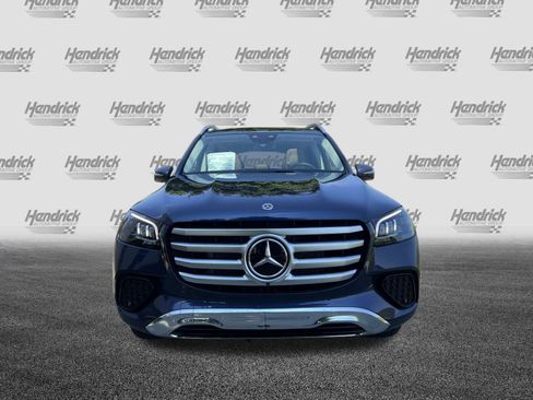 New 2026 Mercedes-Benz GLS 450 4MATIC image 3