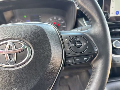 Used 2024 Toyota Corolla SE image 19