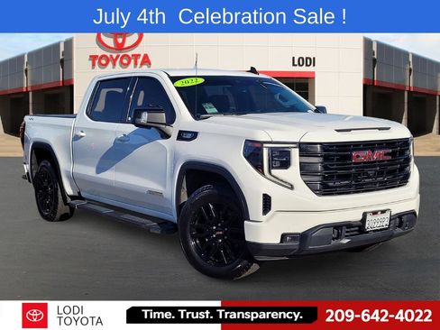 Used 2022 GMC Sierra 1500 Elevation w/ Elevation Premium Package AWD/4WD image 1