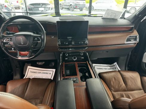 Used 2022 Lincoln Navigator L Reserve AWD/4WD image 25