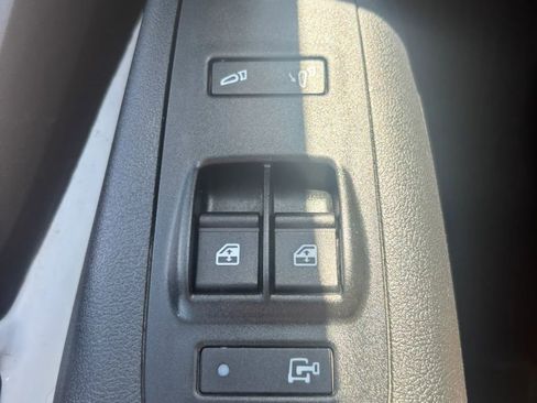 Used 2026 RAM ProMaster 2500 w/ Convenience Group FWD image 14