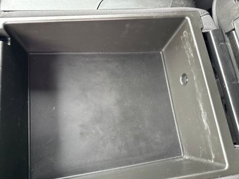 Used 2025 Chevrolet Silverado 1500 LT image 30