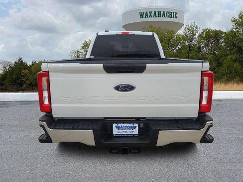 Used 2023 Ford F250 XLT w/ FX4 Off-Road Package image 4