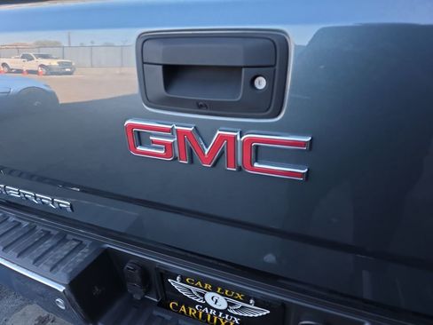 Used 2014 GMC Sierra 1500 SLT w/ SLT Preferred Package image 24