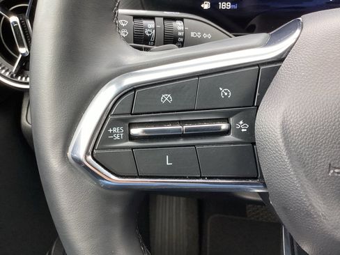 Used 2025 Chevrolet Equinox LT w/ Convenience Package II FWD image 19