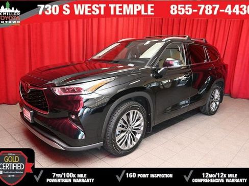 Certified 2021 Toyota Highlander Platinum image 1