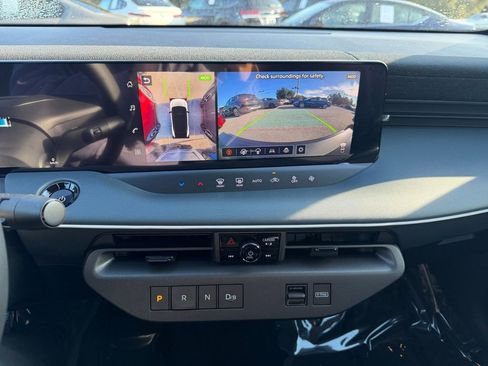 New 2026 Nissan Leaf image 21