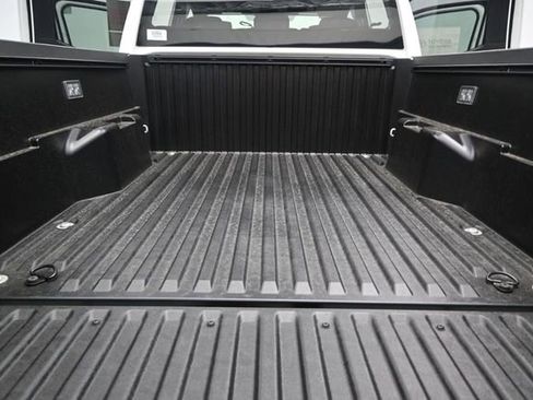 New 2026 Toyota Tacoma SR5 AWD/4WD image 12