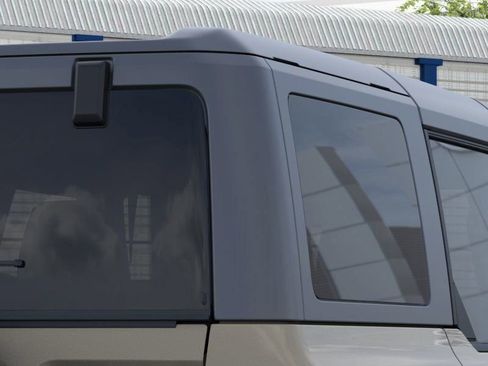 New 2025 Ford Bronco 4-Door image 25