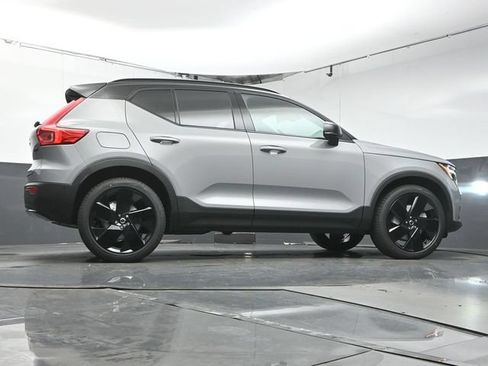 New 2026 Volvo XC40 B5 Ultra w/ Protection Package Premier AWD/4WD image 39