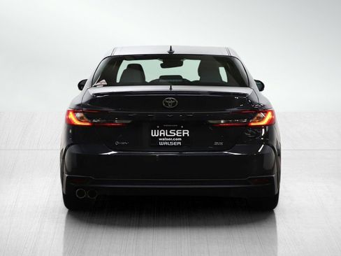 Used 2025 Toyota Camry SE w/ Multimedia Upgrade Package image 4