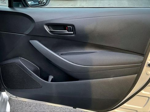 Certified 2022 Toyota Corolla LE image 20
