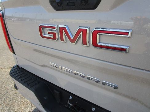New 2026 GMC Sierra 1500 AT4 w/ AT4 Premium Package image 11
