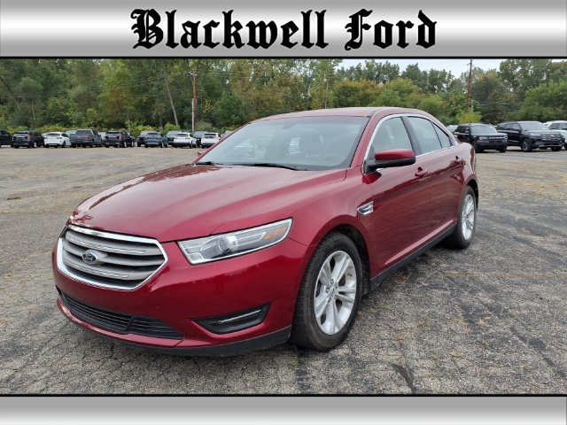Used 2016 Ford Taurus SEL FWD image 1