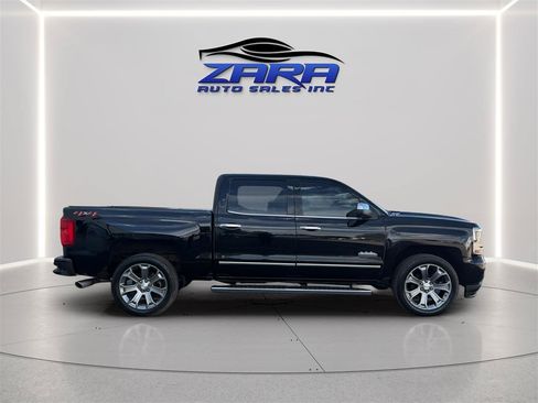 Used 2018 Chevrolet Silverado 1500 High Country AWD/4WD image 8