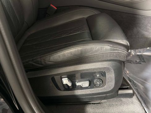 Used 2023 BMW X5 M50i w/ Executive Package image 23