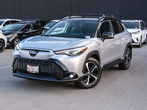 Certified 2024 Toyota Corolla Cross AWD Hybrid w/ Convenience Package image 1