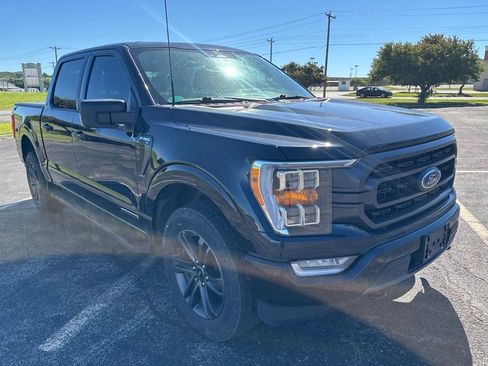 Used 2022 Ford F150 XLT w/ Equipment Group 302A High AWD/4WD image 3