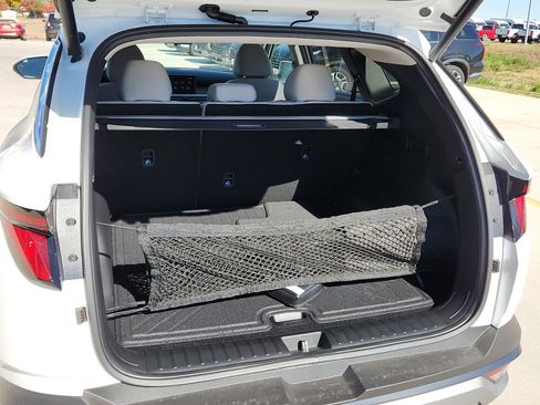 New 2026 Hyundai Tucson SEL image 8