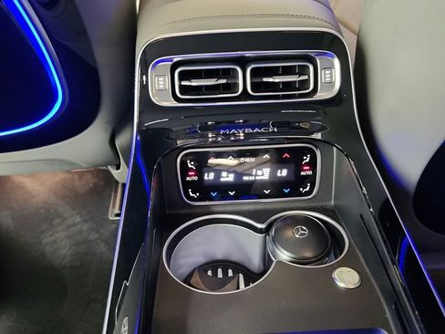 Used 2022 Mercedes-Benz Maybach S 580 4MATIC image 46