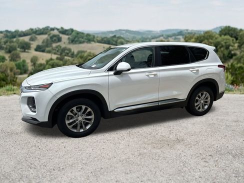 Used 2020 Hyundai Santa Fe SE FWD image 4