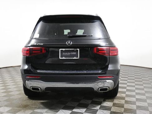 Certified 2026 Mercedes-Benz GLB 250 4MATIC image 6