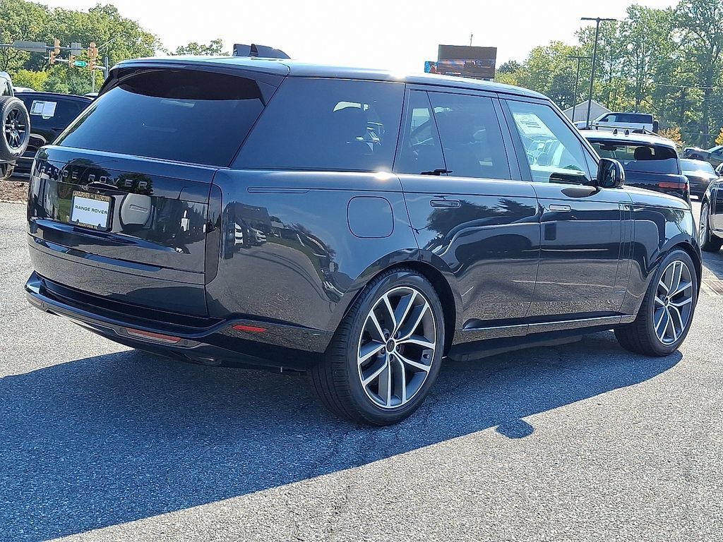 New 2026 Land Rover Range Rover SE AWD/4WD image 3