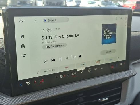 Used 2025 Ford Explorer Active image 20