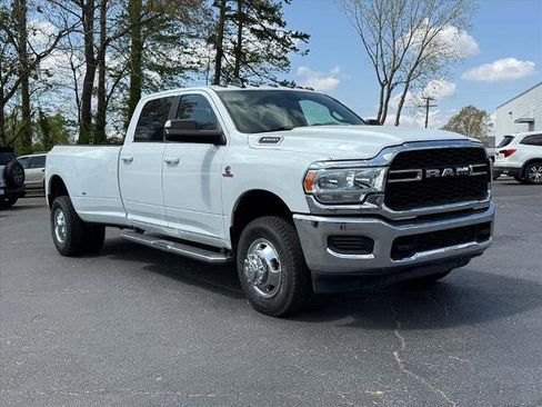 Used 2022 RAM 3500 Big Horn AWD/4WD image 2