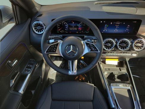 Certified 2026 Mercedes-Benz GLB 250 image 17