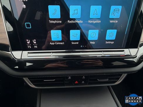 Used 2024 Volkswagen Atlas SE image 35