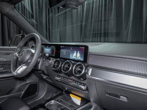 Certified 2026 Mercedes-Benz GLB 250 image 16