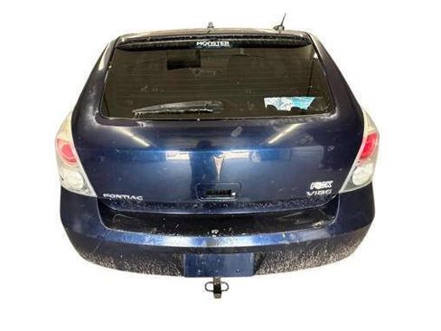 Used 2010 Pontiac Vibe w/ Preferred Package FWD image 4