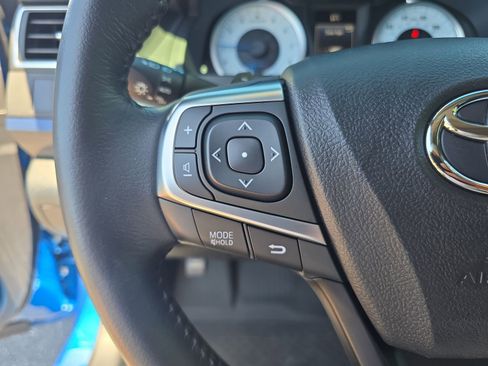 Used 2016 Toyota Camry SE FWD image 22