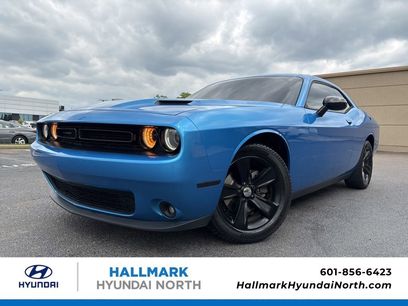 Used 2019 Dodge Challenger SXT w/ Driver Convenience Group