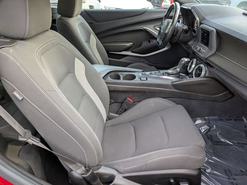 Used 2023 Chevrolet Camaro LT image 27