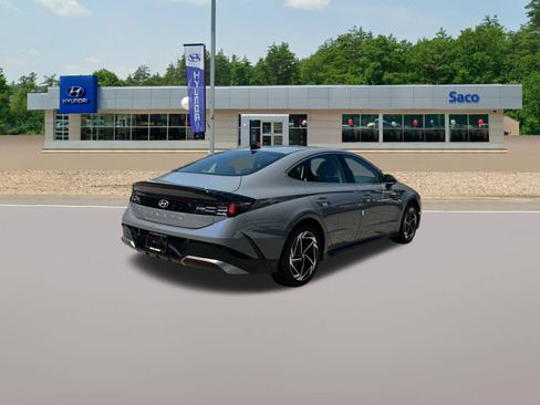 New 2026 Hyundai Sonata SEL FWD image 6
