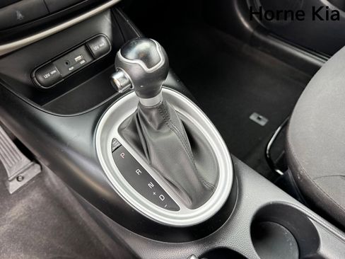 Used 2016 Kia Soul image 22