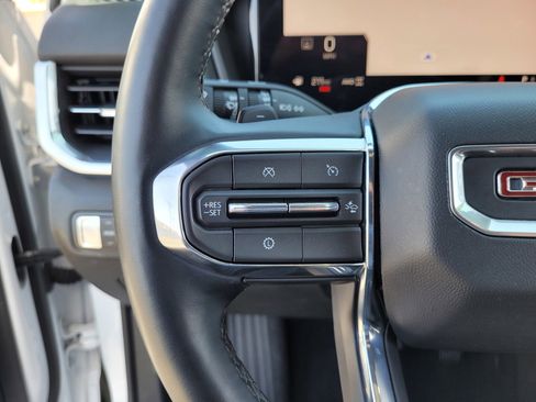 Used 2025 GMC Terrain Elevation AWD/4WD image 20
