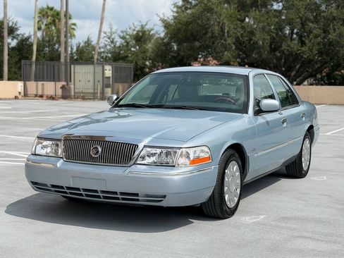 Used 2004 Mercury Grand Marquis LS RWD image 1