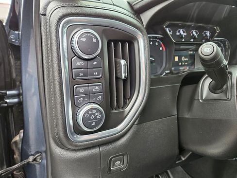 Used 2019 GMC Sierra 1500 SLT w/ SLT Premium Plus Package AWD/4WD image 21